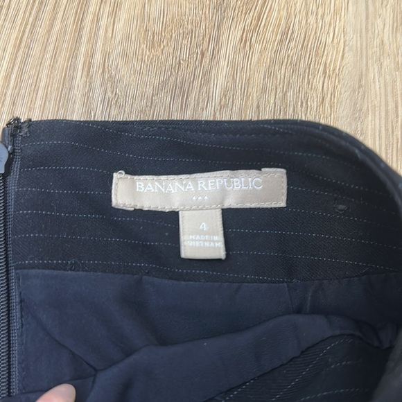 Banana Republic Black Pinstripe Tailored Skirt Set size 2 | 4 - Picture 6 of 13